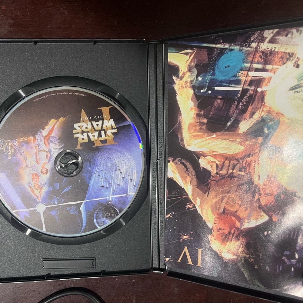 Star Wars 4-Disc DVD Trilogy Box Set - Picture 4 of 7